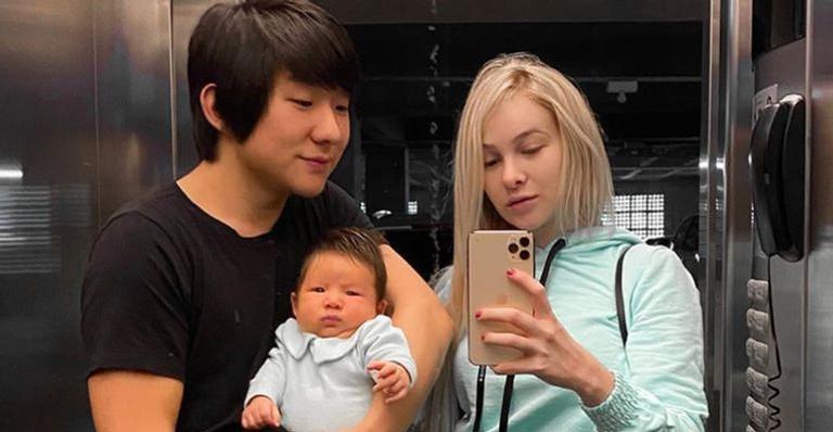 Jake, filho de Pyong, do BBB20, aparece com penteado de moicano: ”Mamãe que fez”