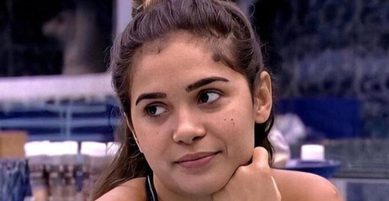 BBB 20: Gizelly comenta que está ansiosa para saber como estão as coisas aqui fora