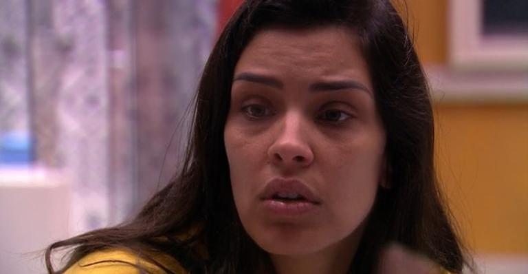 Ivy revela no BBB 20 que sonhou com agressão: ”Me deram um tapa na cara”