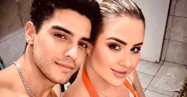 Ex-BBB Patrícia Leitte comemora um ano e cinco meses de namoro com reflexão