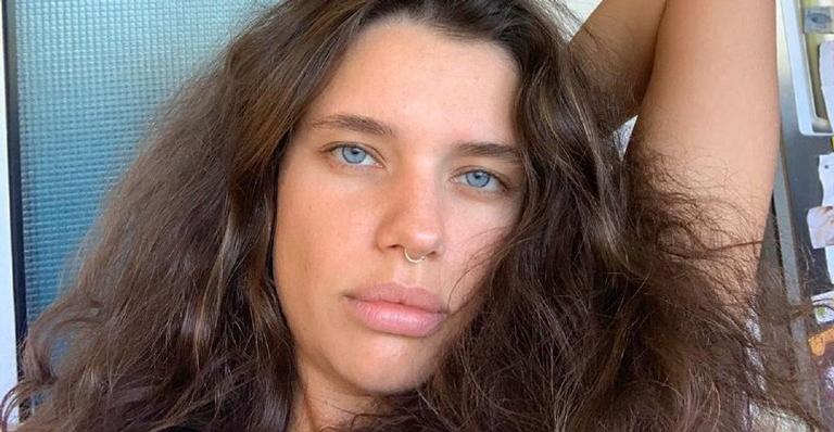 Mais um dia de quarentena: Bruna Linzmeyer relembra foto da última vez que se arrumou