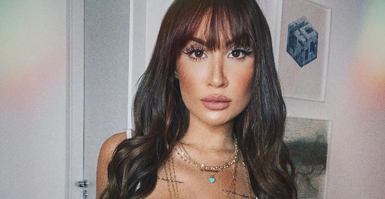 Bianca Andrade rebola de shortinho para comemorar 11 milhões de seguidores