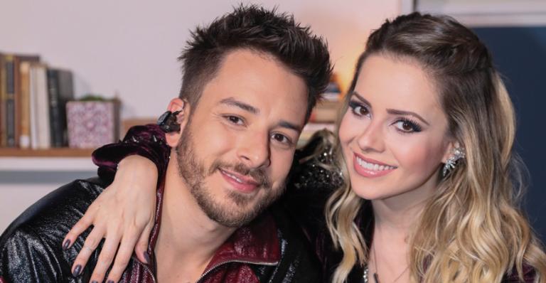 Fãs especulam live de Sandy e Junior após postagem enigmática