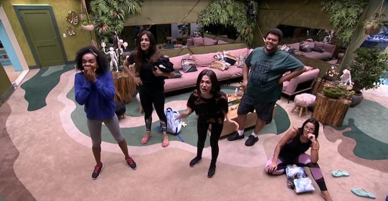 BBB 20: Produção faz trolagem com a duração do programa e os brothers surtam: ”99 dias!”