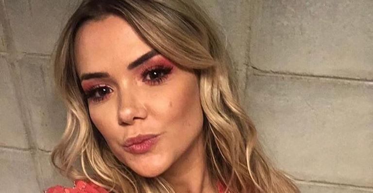 Marcela reúne mãe e irmã em clique e beleza do trio chama atenção: ”Que família maravilhosa”