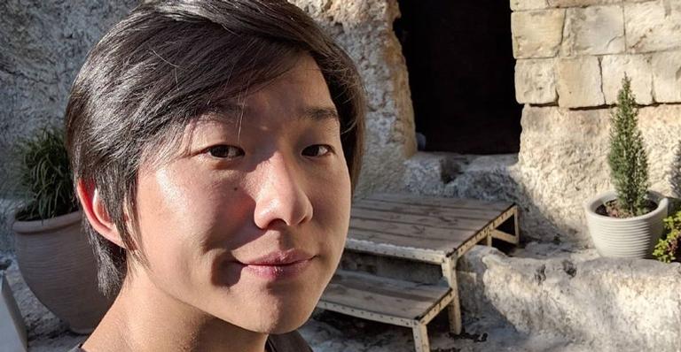 Pyong Lee relembra depressão que tirou a vida do pai: ”Quando eu ainda era criança”