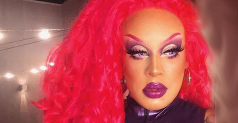 Gloria Groove revela se vai ter um feat com Vitao e comenta sucessos de seus clipes!