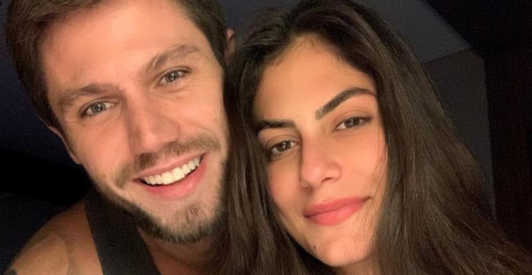 BBB 20: Após eliminação, Mari Gonzalez tem noite quente e apaixonada com o namorado, Jonas Sulzbach