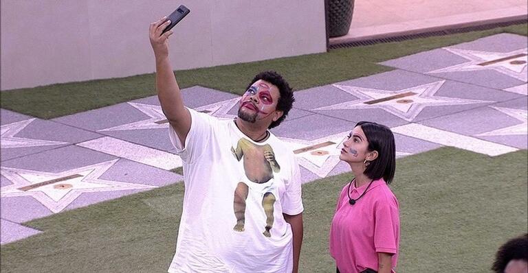 BBB20: Babu e Manu se divertem ao fazerem maquiagem esquisita: ”Parecendo um quadro de Monet”