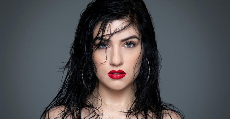 Clau inicia nova fase com clipe de Primeira Vez: ”Trazer minha personalidade na música”