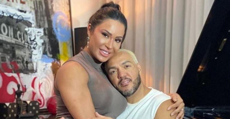 ”Orgulho de você meu amor”, diz Gracyanne Barbosa em homenagem ao marido, Belo