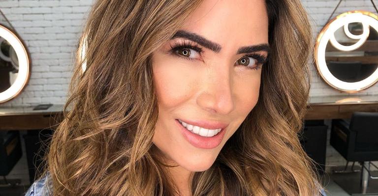 Patricia Abravanel relembra encontro com a família e desabafa: ”Saudades”