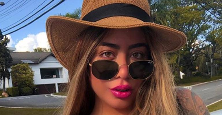 Rafaella Santos, irmã de Neymar Jr., posa de biquíni e encerra rumores de gravidez