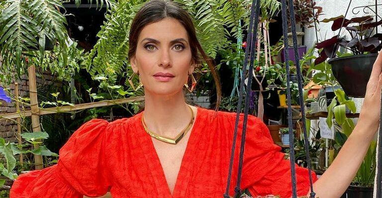 Isabella Fiorentino encanta com fotos raras de seu casamento