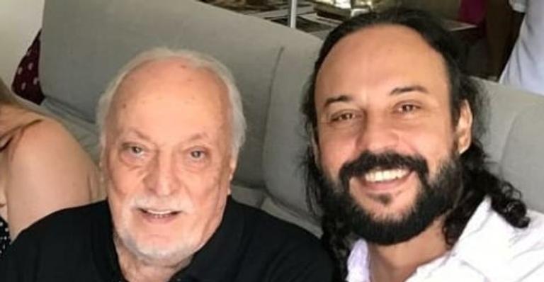 Gabriel O Pensador lamenta a morte do pai: ”Quando eu crescesse, queria ser que nem você”