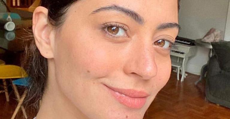 Carol Castro relembra acidente na adolescência e exibe cicatriz: ”Sigo com ela”