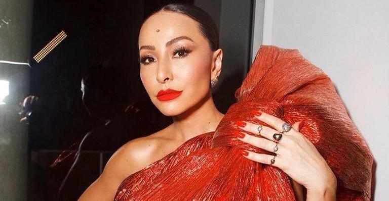 Sabrina Sato fala sobre relação com mulher de seu ex, Dhomini Ferreira: ”Ela me adora”