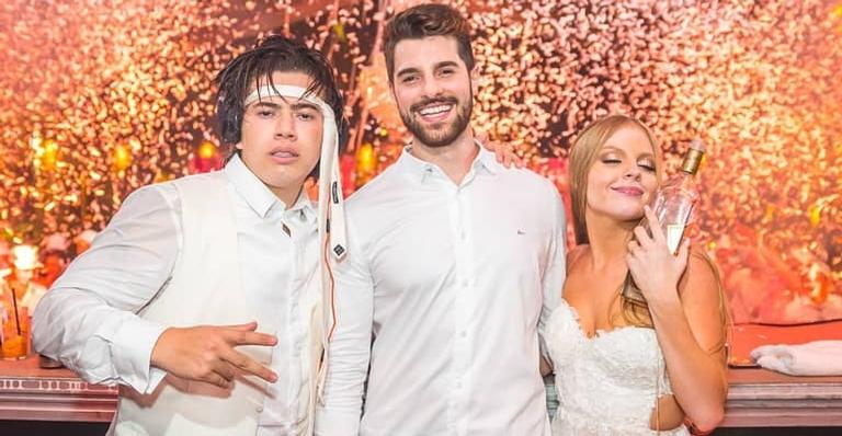 Whindersson reage a comentário de Alok sobre separação: ”Talvez precisam de um tempo separados”