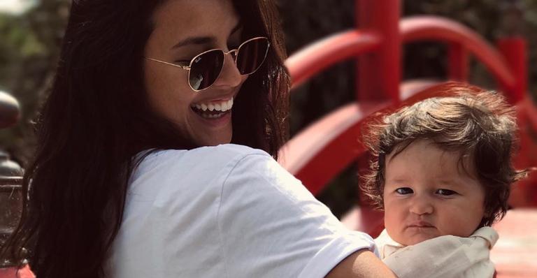 Yanna Lavigne exibe filha brincando e explode o fofurômetro na web: ”Passarinha livre”