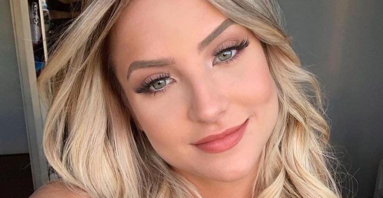 Ex-BBB Gabi Martins surge de biquíni mínimo e deixa web babando com shape: ”Que corpão!”
