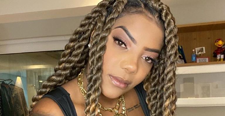 Ludmilla posta foto na piscina e lembra momento icônico de sua live:”Depois que caí não quis sair”