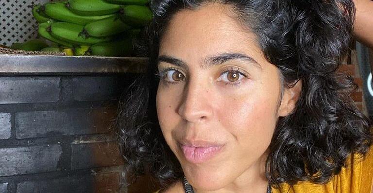 Filhos de Bela Gil surgem em foto rara com a mãe e roubam a cena com beleza