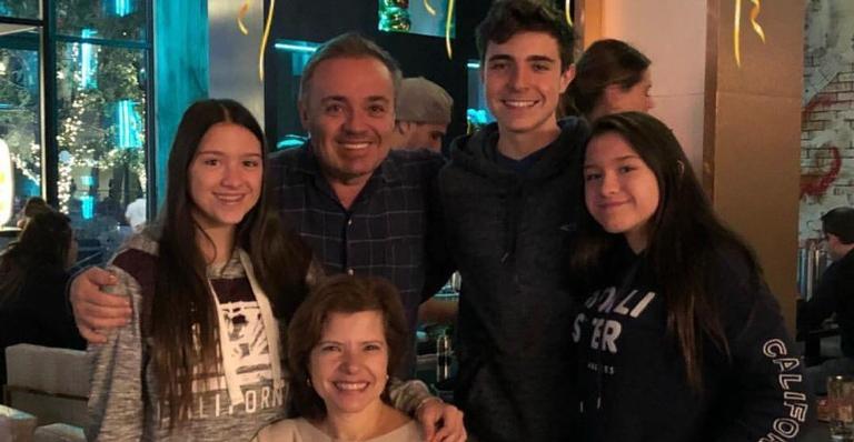 Sofia Liberato, filha de Gugu, presta homenagem para a mãe: ”Mais carinhosa do mundo”