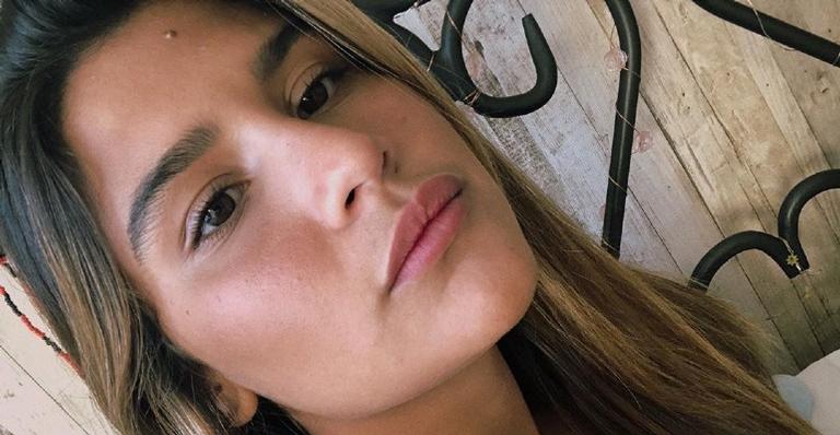 Giulia Costa revela como está se sentindo em relação à pandemia: ”Tudo de cabeça para baixo”