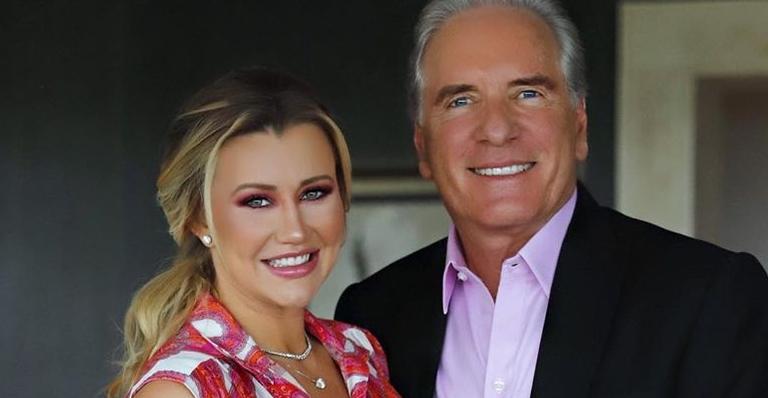 Nasceu! Ana Paula Siebert dá à luz Vicky, sua primeira filha com Roberto Justus