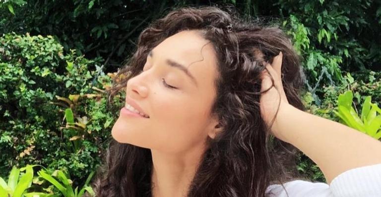 Débora Nascimento encanta com lindo clique da filha em meio à natureza
