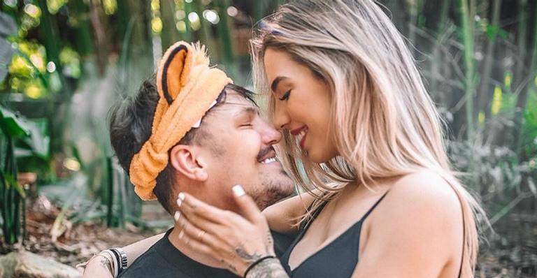 Gabi Brandt encanta ao mostrar Saulo Poncio dormindo com o filho
