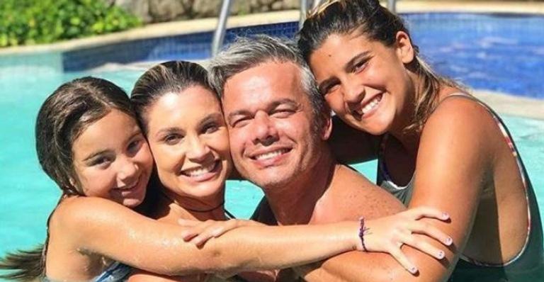 Giulia Costa presta linda homenagem a Otaviano Costa: ”Teve que virar pai do dia pra noite”