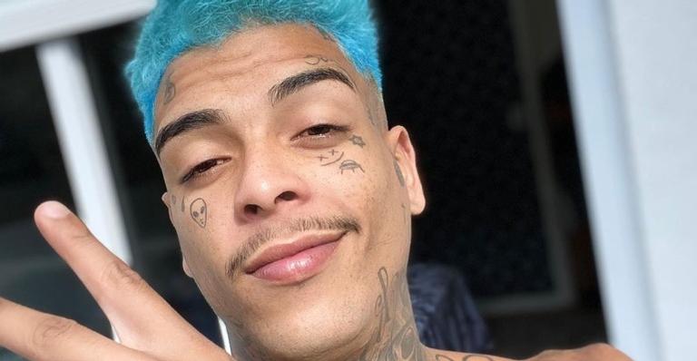 Com covid-19, MC Kevin posta foto chorando após ser criticado na web por quebrar quarentena