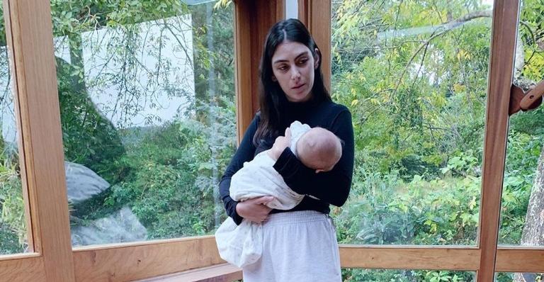 Mariana Uhlmann relata noite difícil com o caçula: ”O desespero às vezes nos invade”