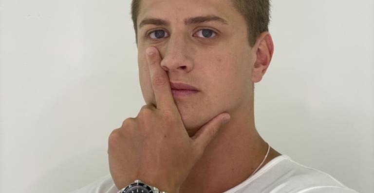 Lucas Gallina se defende após ser criticado por ir à academia: ”Aumenta minha imunidade”