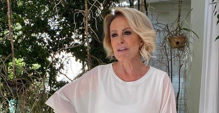 Ana Maria Braga encanta seguidores com sua nova máscara personalizada