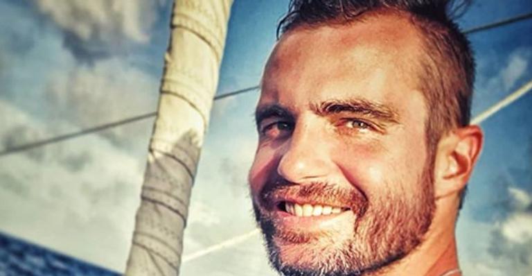Aos 34 anos, Max Fercondini conta sobre rotina morando em um veleiro