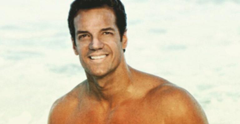 Carlos Machado, o Ferdinand de ‘Fina Estampa’, relembra morte da filha de 11 anos: ”Difícil”