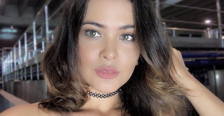 Geisy Arruda arranca elogios dos fãs ao surgir tomando sol: ”Gata demais!”