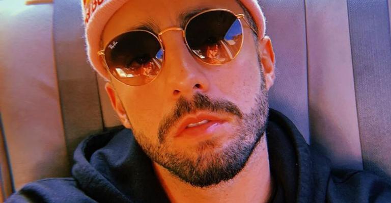 Durante quarentena, Pedro Scooby se prepara para viajar até Portugal e reencontrar filhos
