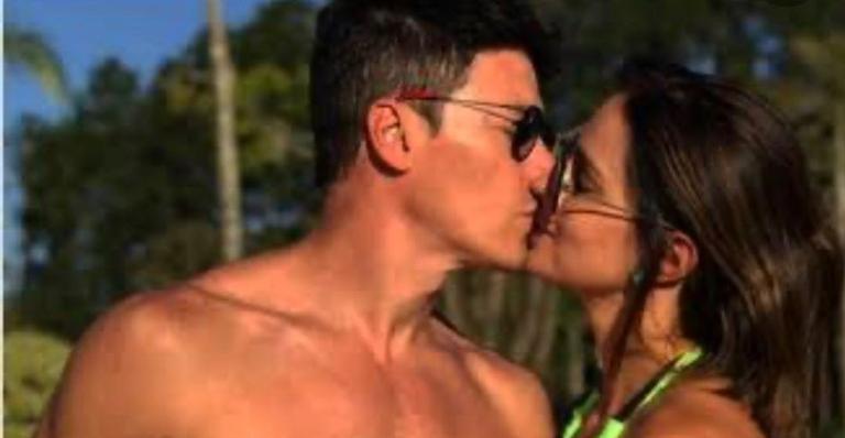 Rodrigo Faro faz declaração inusitada para esposa e diverte a web: ”Esse cara não existe”