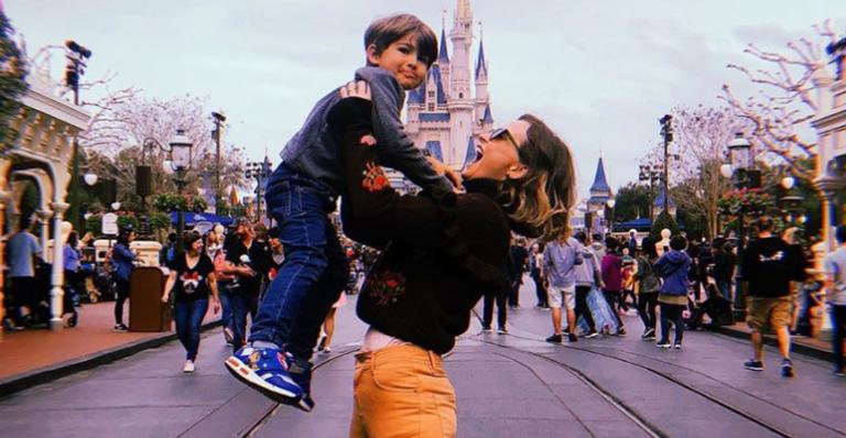 Com clique encantador, Fernanda Rodrigues se derrete pelo filho: ”Parceria”