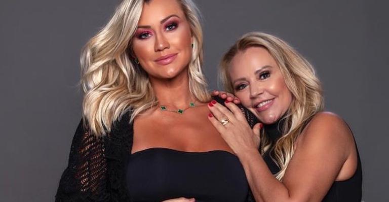 Mãe de Ana Paula Siebert se declara ao exibir cliques fofíssimos com a neta, Vicky: ”Como eu amo”