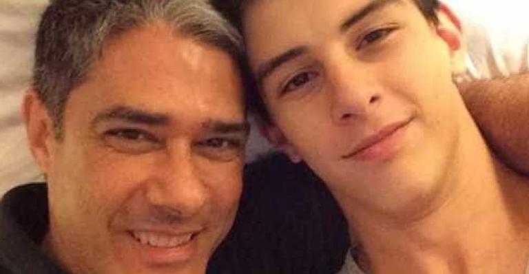 William Bonner fala sobre uso do nome do filho em fraudes: ”Não pediu auxílio emergencial nenhum!”