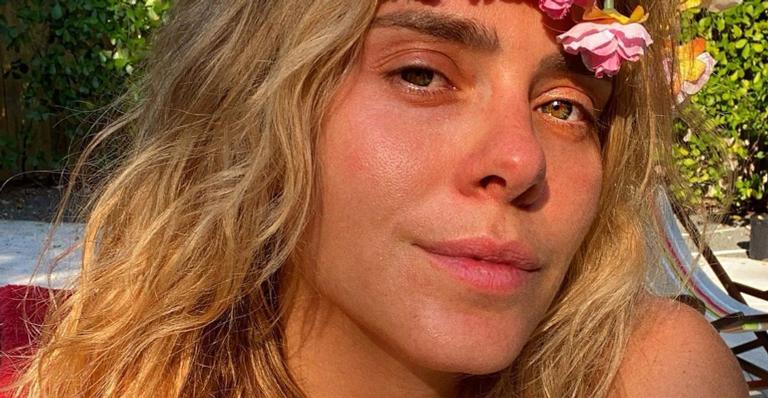 Carolina Dieckmann publica selfie ao lado do filho caçula e recebe elogios dos internautas
