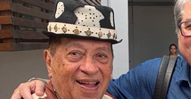 Aos 89 anos, cantor Genival Lacerda sofre AVC e é internado em Recife