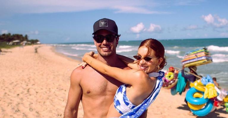 Marina Ruy Barbosa inicia o dia ao lado do marido: ”Te amo”