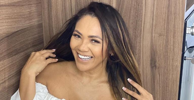Darlin Ferrattry relembra cliques sensuais do Carnaval e lamenta: ”Época que mais amo”