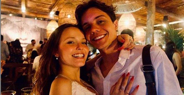 Larissa Manoela confessa que o namorado a chama de ‘marrentinha’: ”Deve ser essa cara que eu faço”