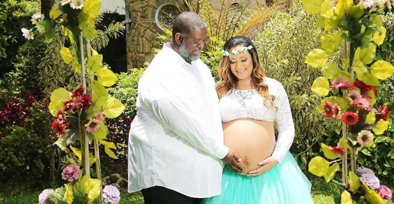 Péricles relembra gravidez da esposa: ”De quando estávamos ansiosos”